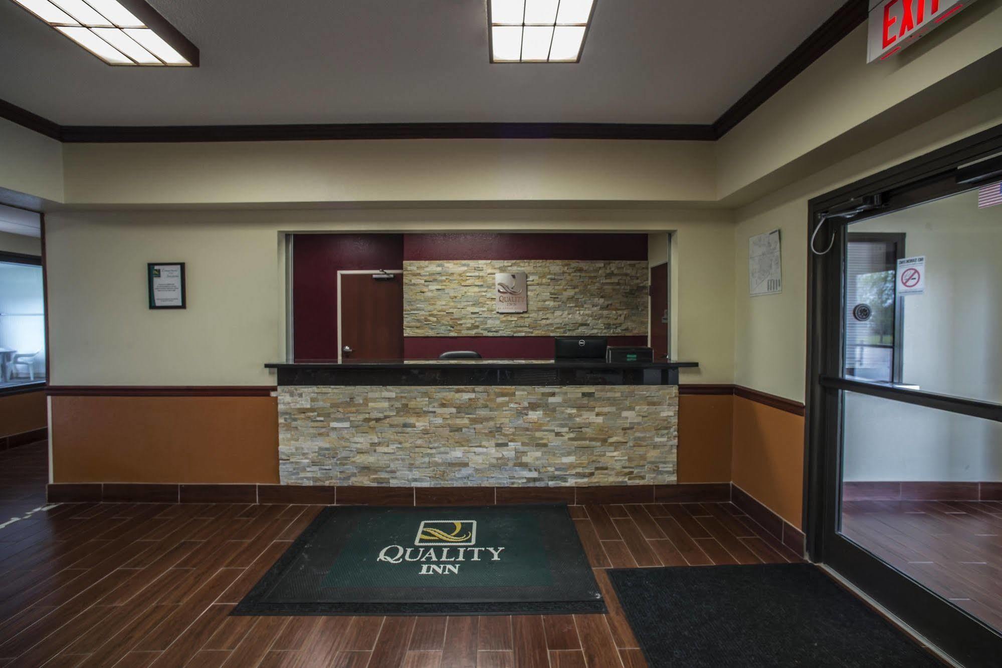 Quality Inn Harrisburg Kültér fotó